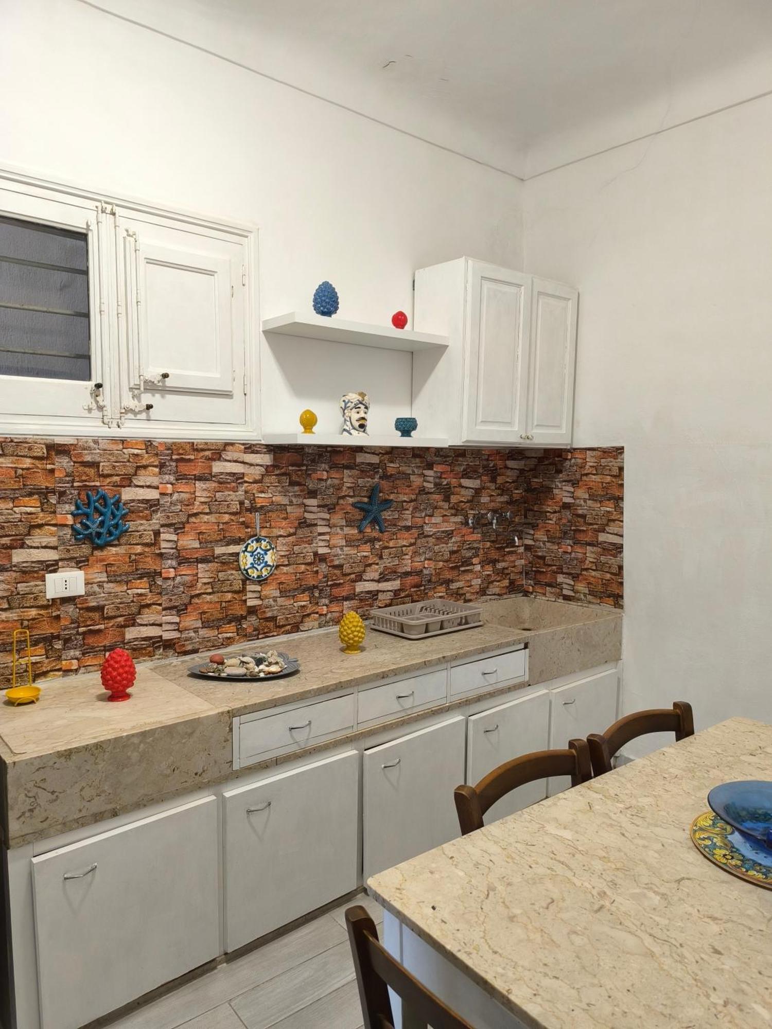Casa Di Nick Apartment ตราปานี ภายนอก รูปภาพ