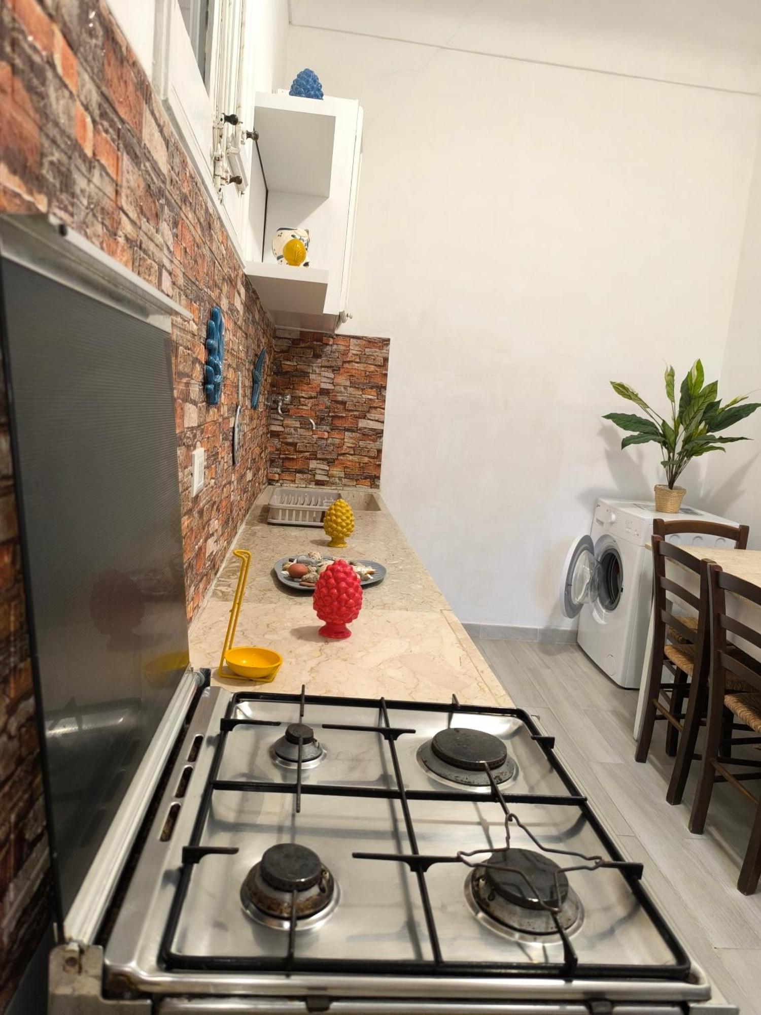 Casa Di Nick Apartment ตราปานี ภายนอก รูปภาพ